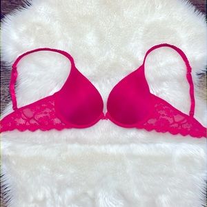 Victoria’s Secret Sexy Little Things Bra 🌺